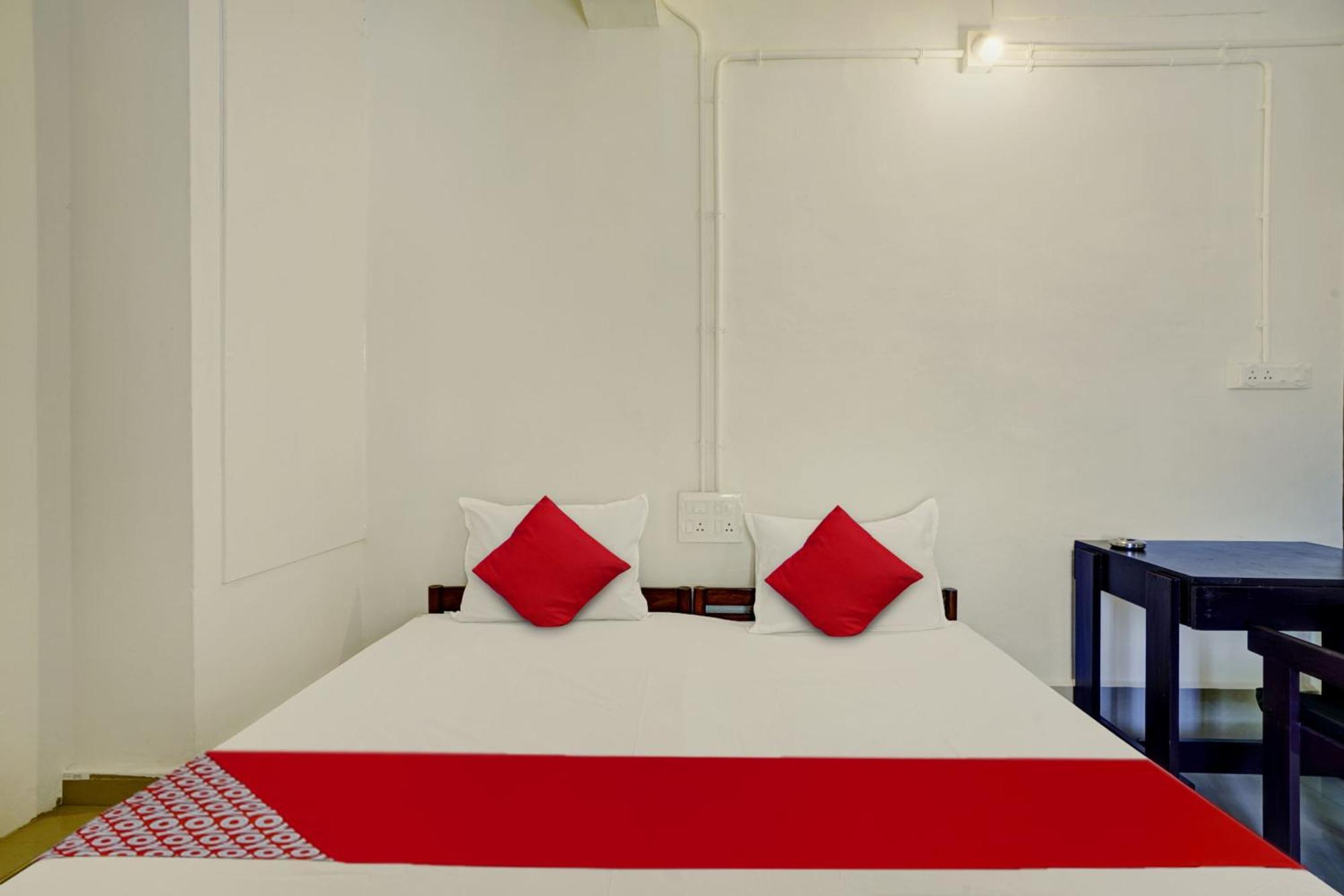 Super Hotel O Ceasar Palace Annex Thodupuzha Екстериор снимка